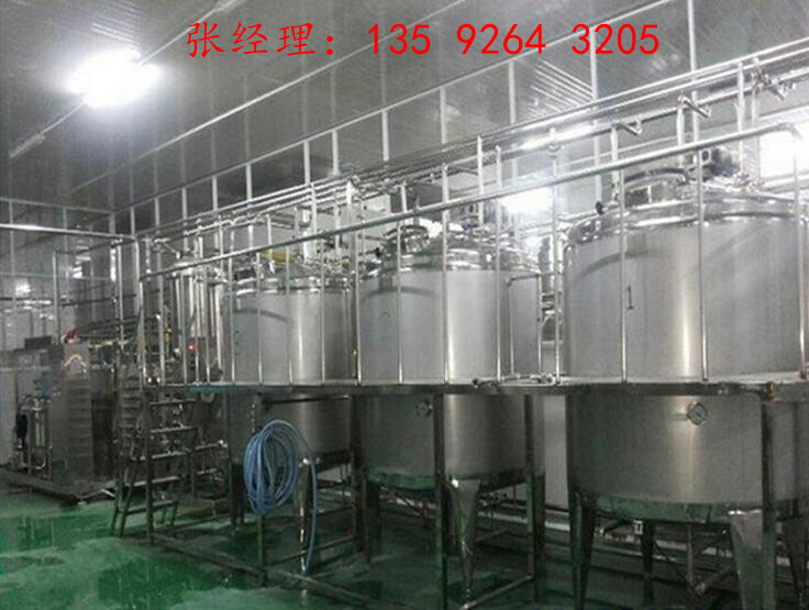 中小型楊梅汁飲料加工設(shè)備廠家年產(chǎn)300噸楊梅汁楊梅酒生產(chǎn)線設(shè)備